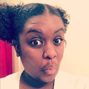 Meet your Posher, Brie